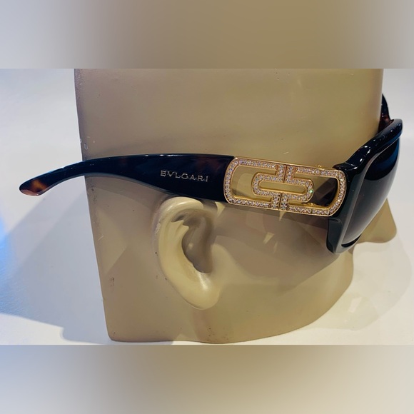 New BVLGARI Sunglasses - Picture 12 of 16